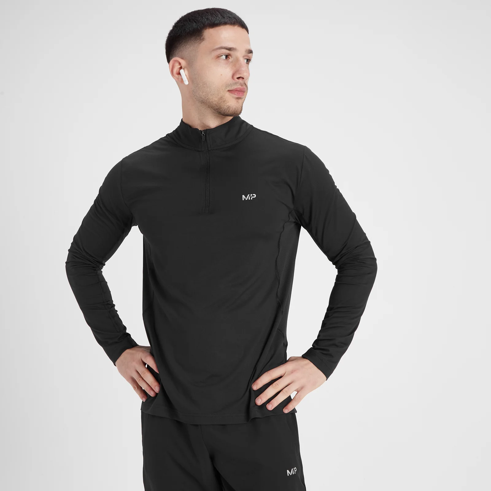 MP Men's Velocity 1/4 Zip - Black - XXS Image 1