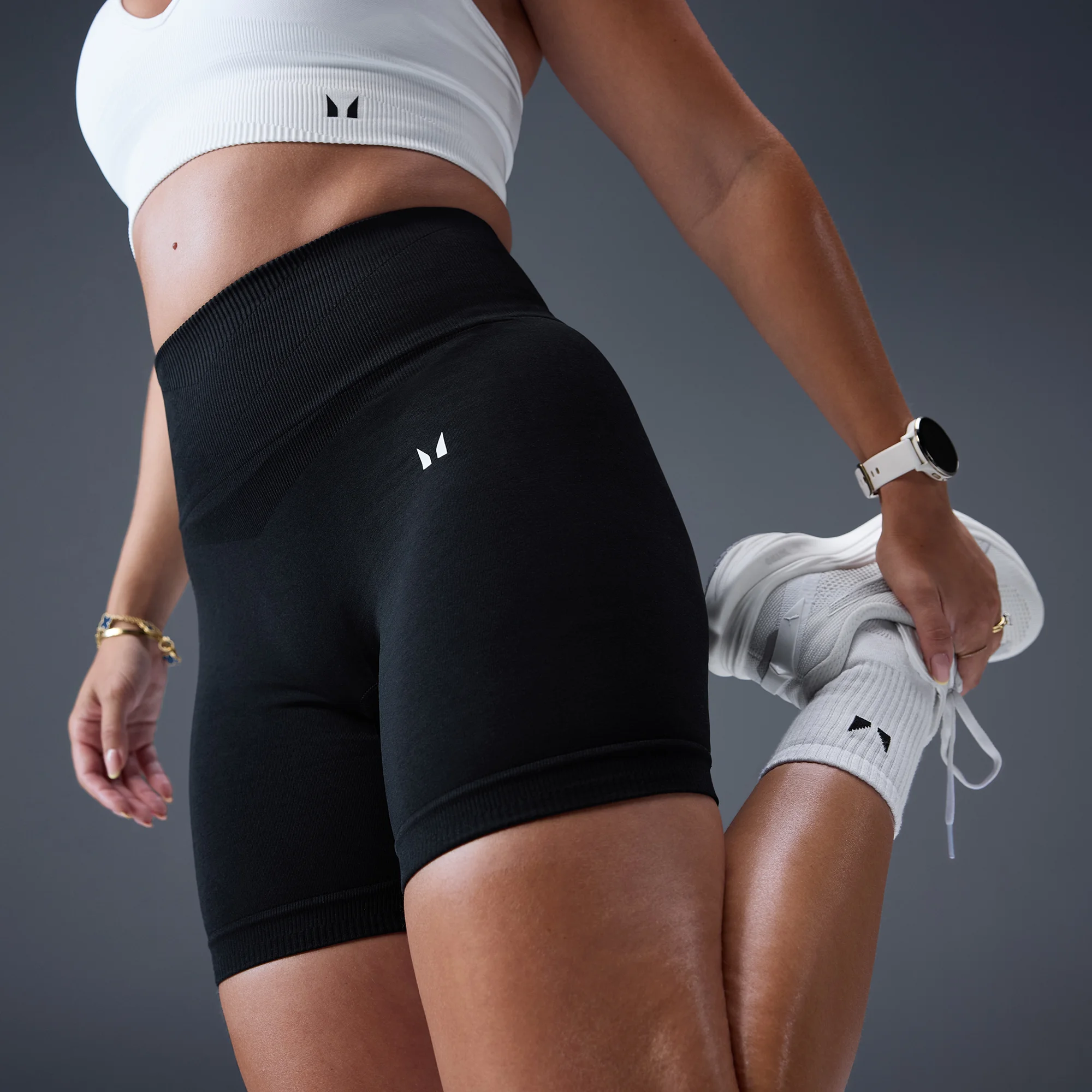 MP Women's Tempo Seamless Scrunch Shorts - Black - XS Image 1