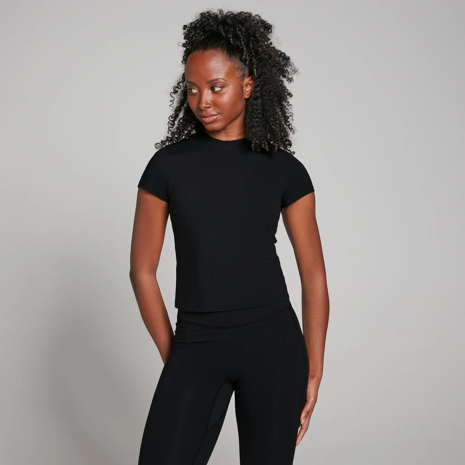MP Women's Tempo Body Fit Short Sleeve T-Shirt - Black - M Image 1