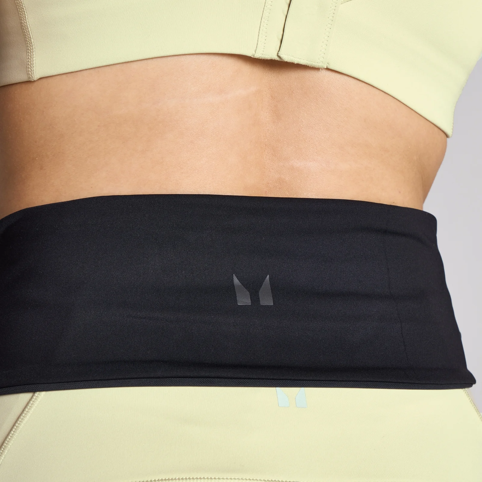 MP Running Waistband - Black - M Image 1