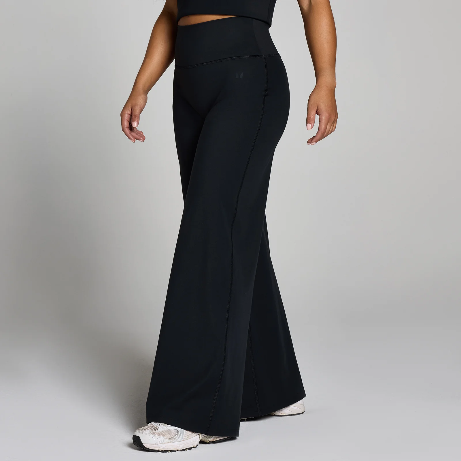 MP Women's Petite Tempo Wide Leg Trousers - Black - S Image 1