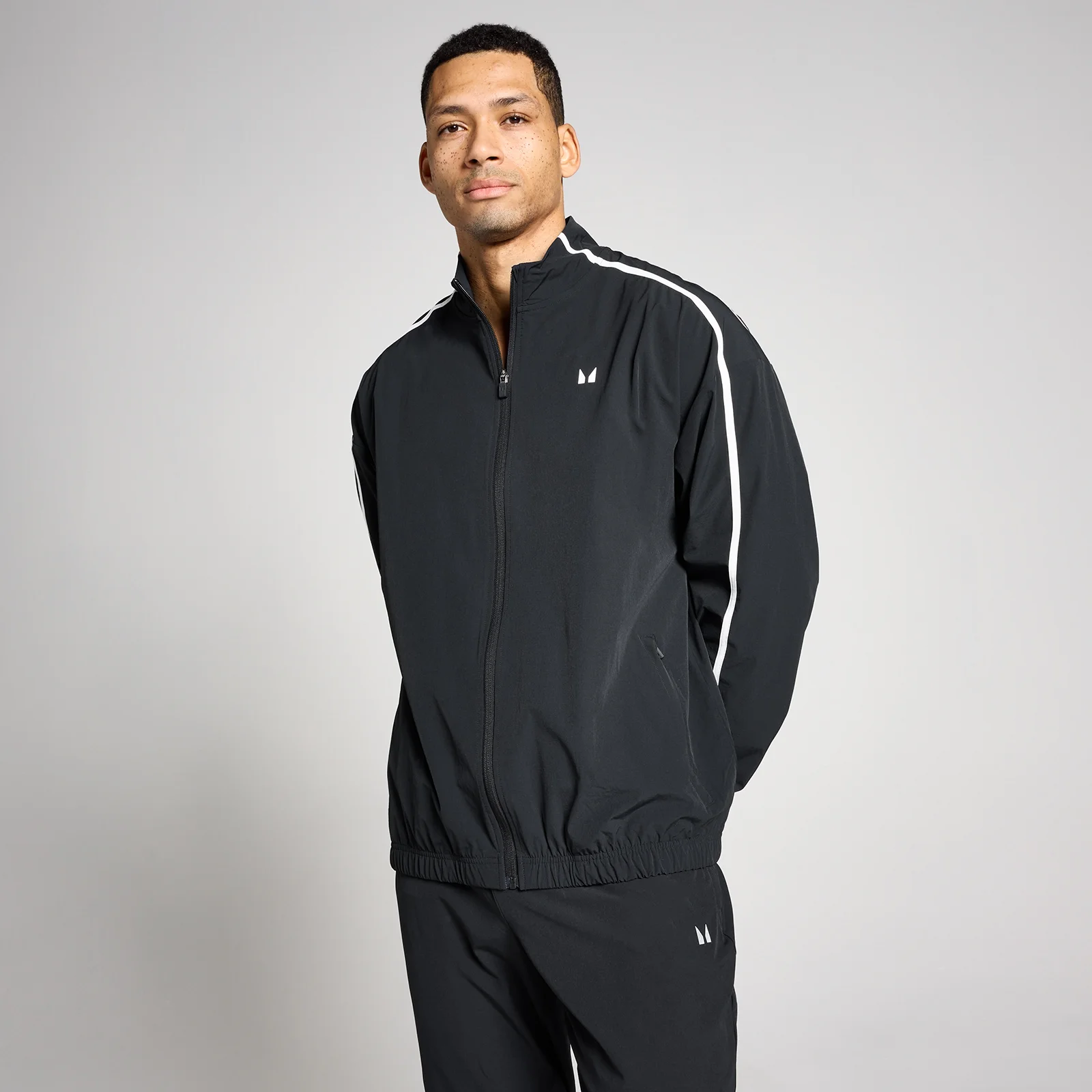 MP Men's Tempo Panel Woven Jacket - Black - L Image 1
