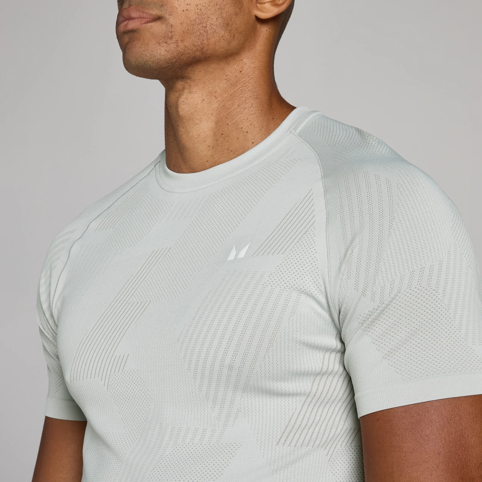 MP Men's Tempo Pillar Graphic Seamless T-Shirt - Chrome - M Image 4