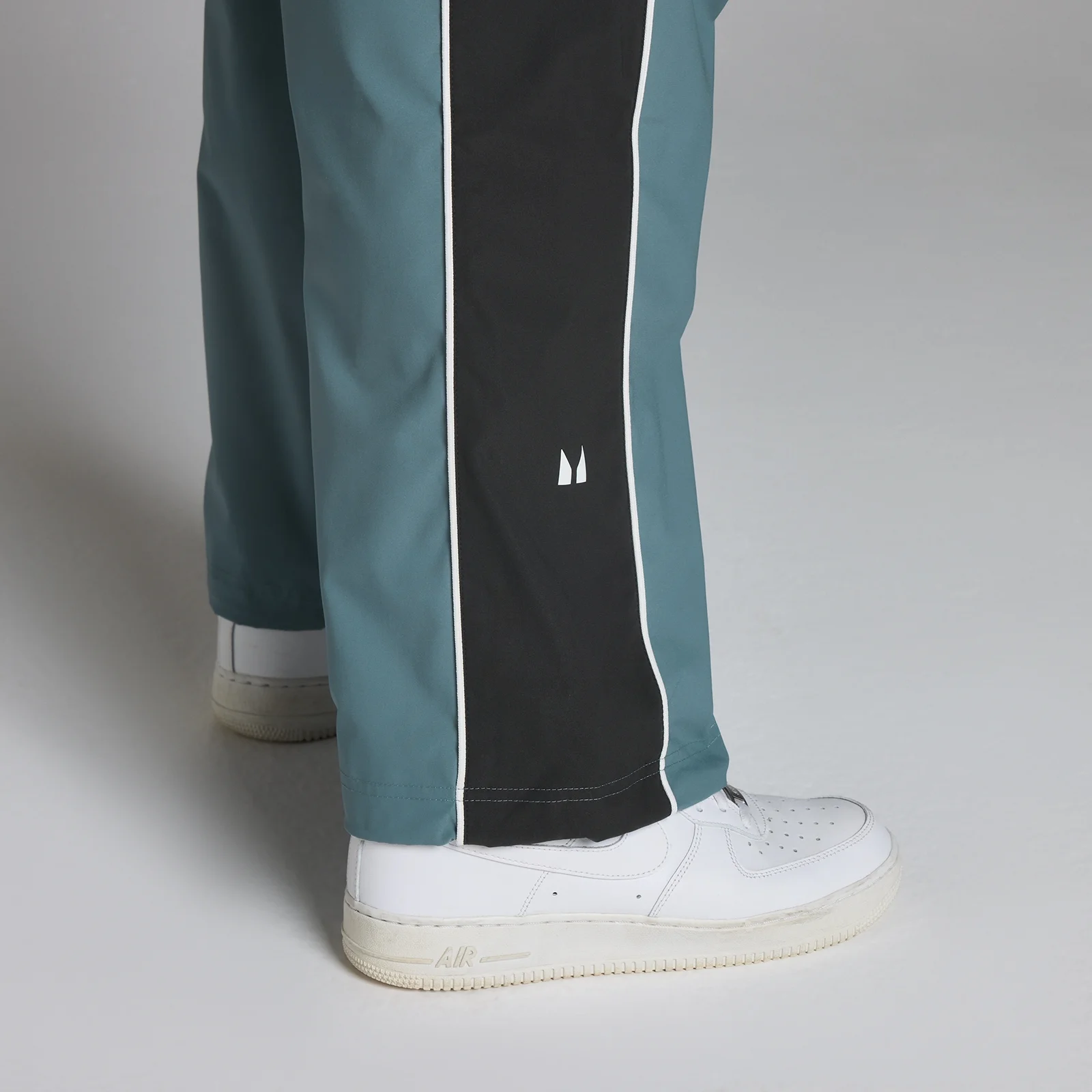MP Men's Lift Woven Track Jogger - Midnight Slate - M Image 4